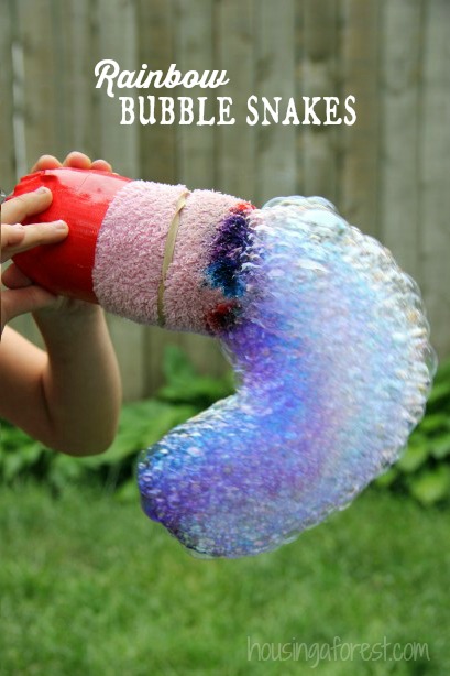 Rainbow-Bubble-Snakes-outdoor-fun