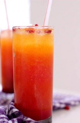 Pomegranate-Orange-juice-recipe-spritzer