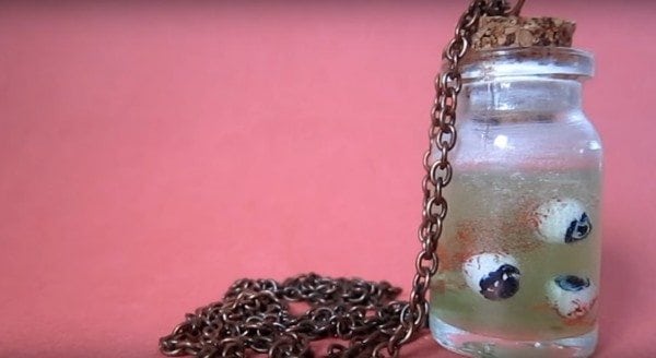 diy eyeball necklace jar