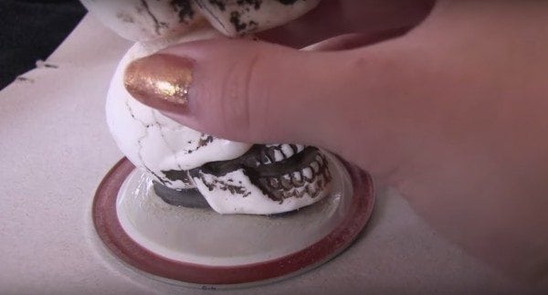 diy halloween snow globe