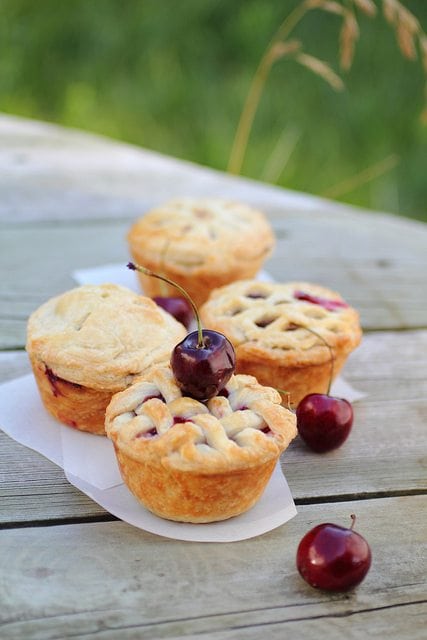 mini cheery pies