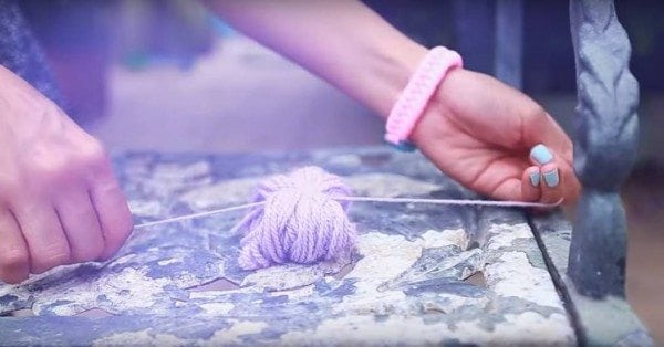 DIY Yarn Pom Pom Flower