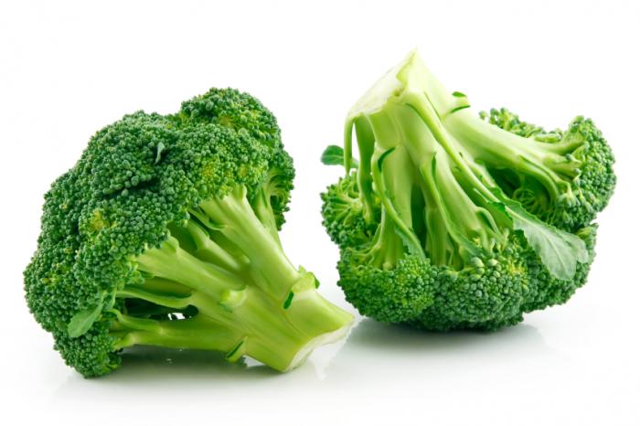 How to Eat Healthy For Less Than $400 a Month - broccoli