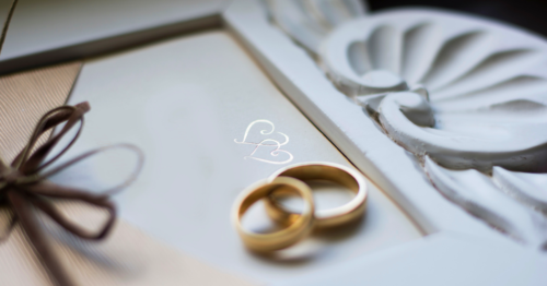 image of wedding rings